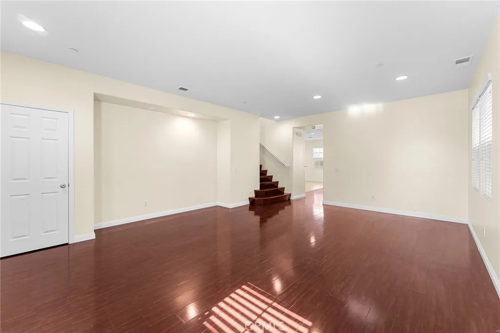 4583 Bianca, Riverside, California 92501 home-pic-8