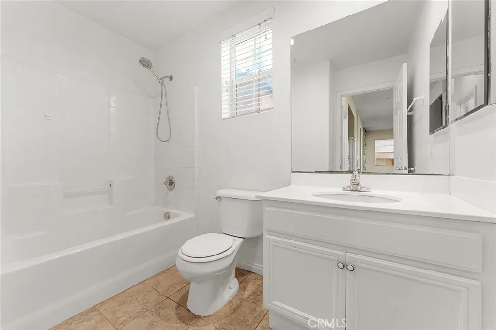 4583 Bianca, Riverside, California 92501 home-pic-20
