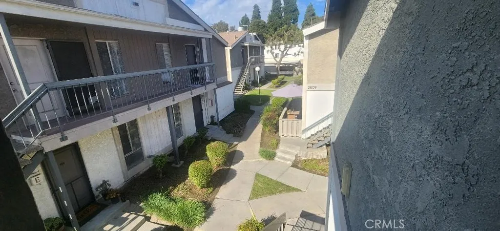 2811 S Fairview B, Santa Ana, California 92704