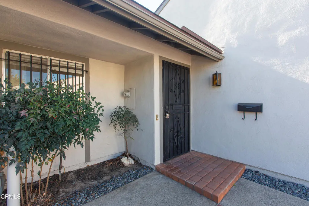 17516 Via Calma 39, Tustin, California 92780 home-pic-1