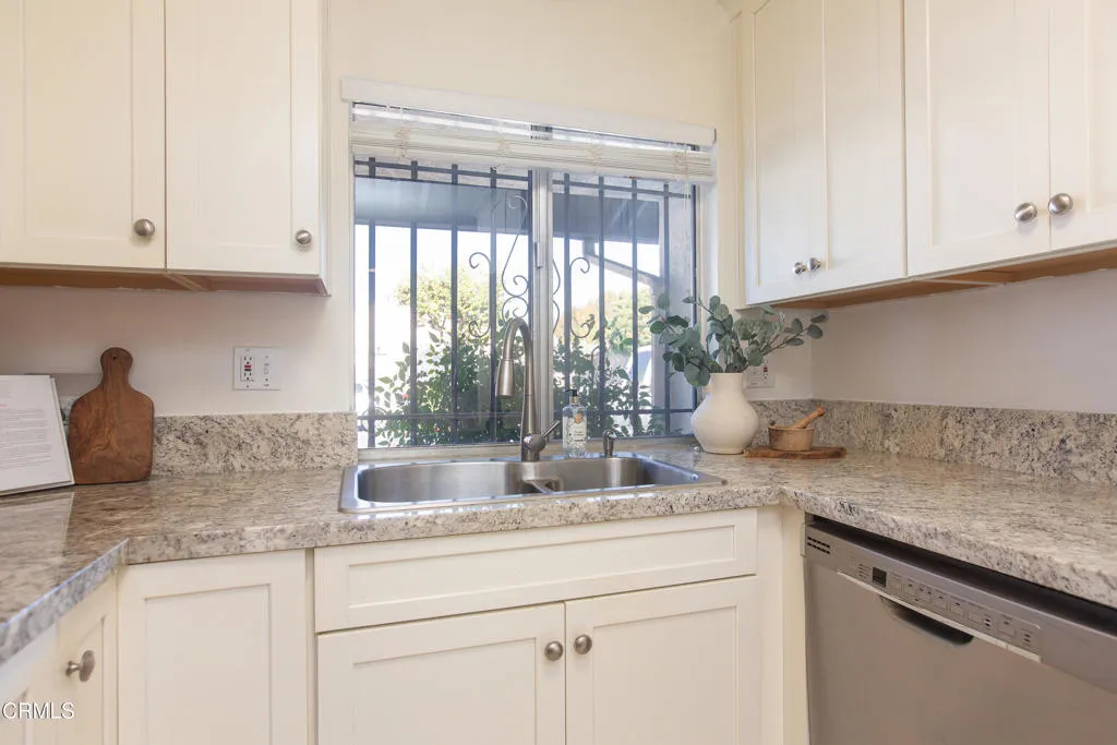17516 Via Calma 39, Tustin, California 92780 home-pic-8