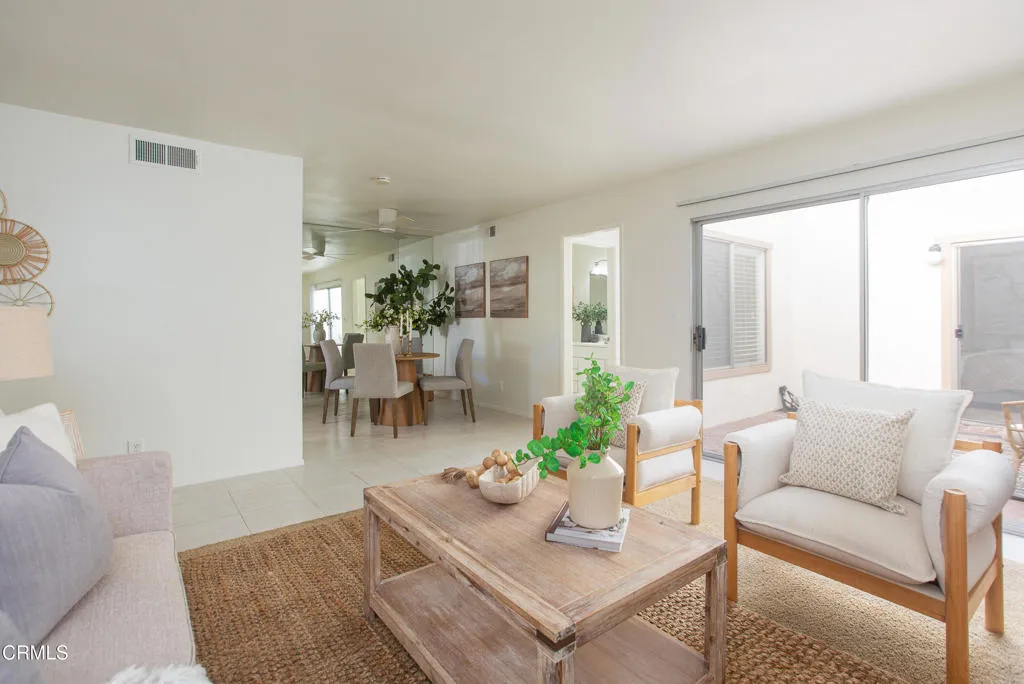 17516 Via Calma 39, Tustin, California 92780 home-pic-3