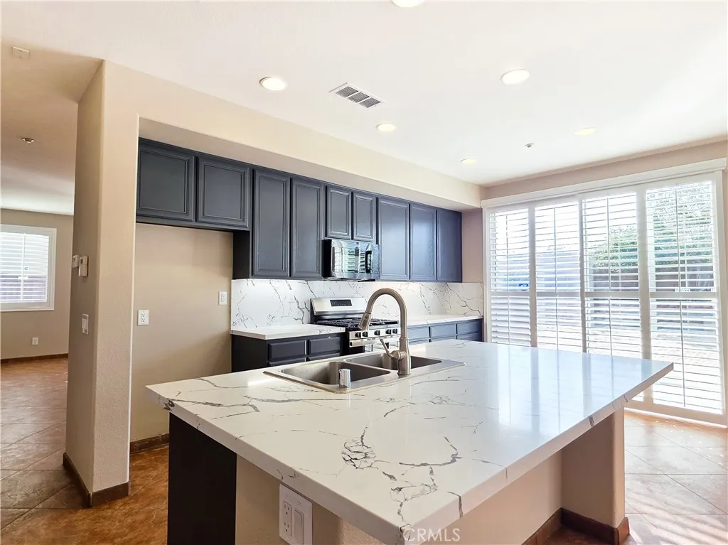 4792 Parkscape, Riverside, California 92505 home-pic-12