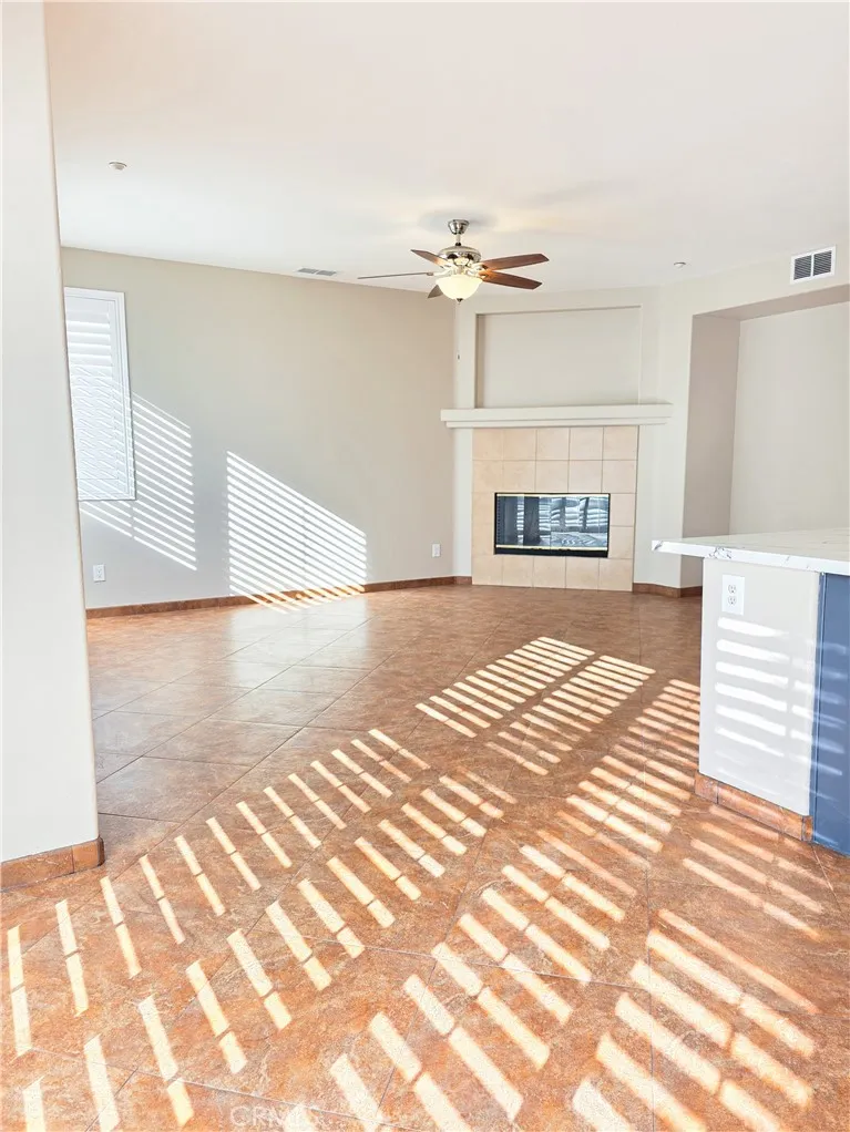 4792 Parkscape, Riverside, California 92505 home-pic-10