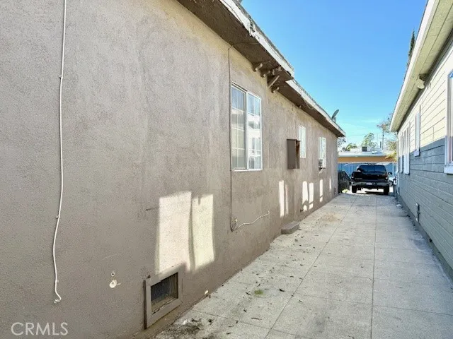 3968 3970 S Hobart Boulevard, Los Angeles, California 90062 home-pic-9