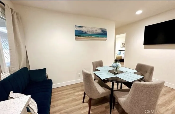 Living/Dining area