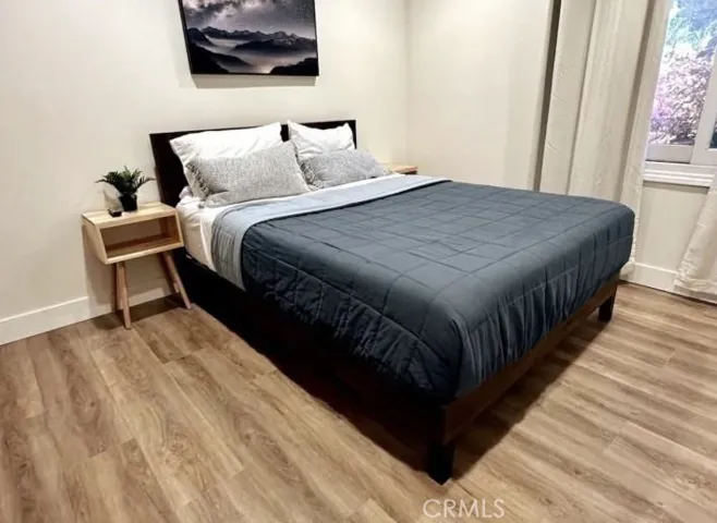 1 Bedroom - faces street