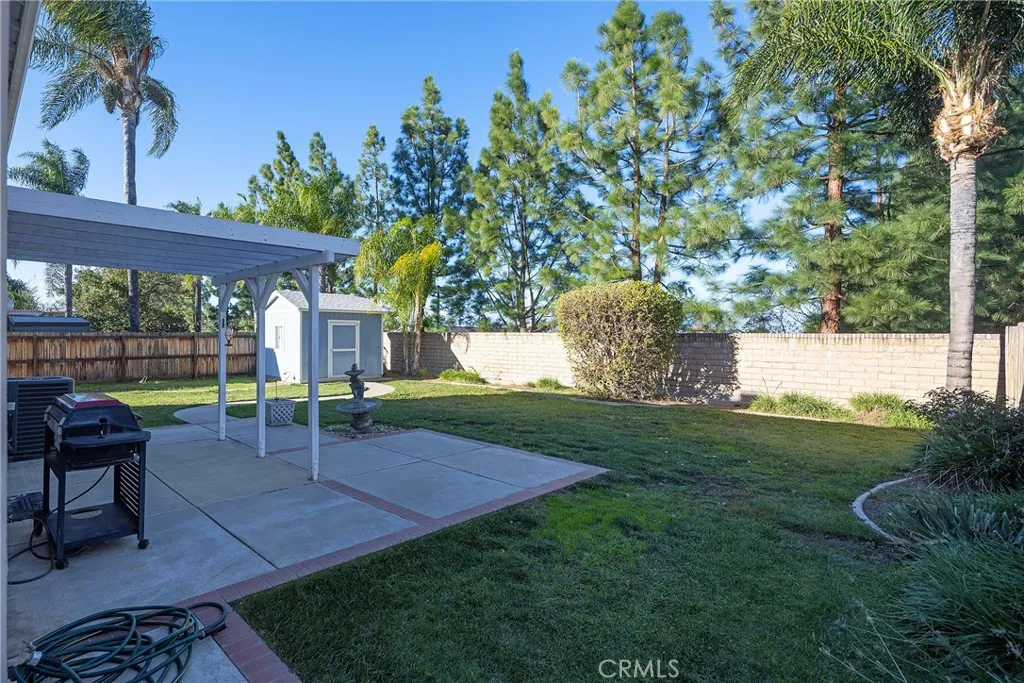 1283 Stephanie, Corona, California 92882 home-pic-4