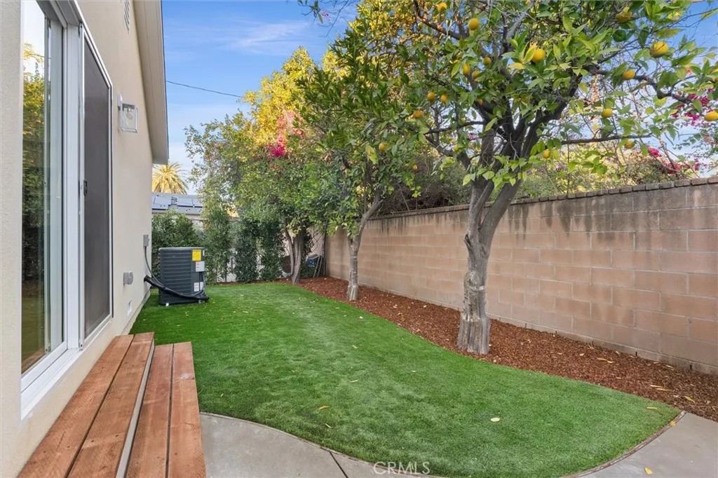 4534 Lennox, Sherman Oaks, California 91423 home-pic-27