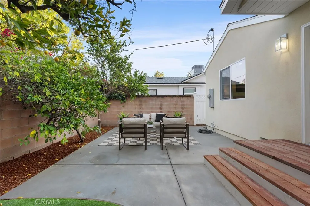 4534 Lennox, Sherman Oaks, California 91423 home-pic-25