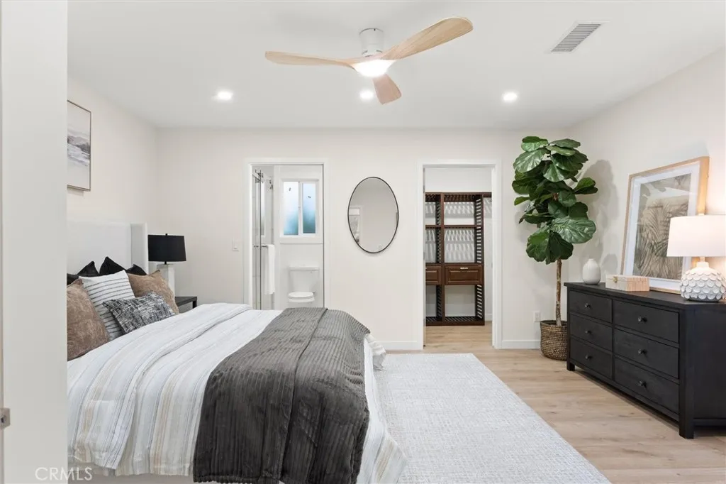 4534 Lennox, Sherman Oaks, California 91423 home-pic-16