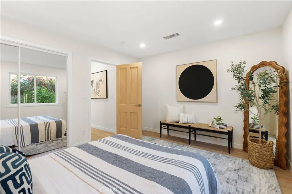4534 Lennox, Sherman Oaks, California 91423 home-pic-14