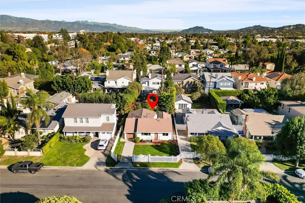 4534 Lennox, Sherman Oaks, California 91423 home-pic-29