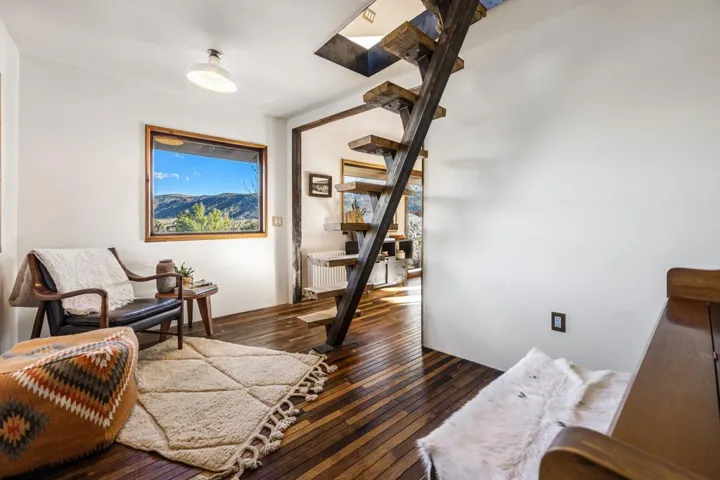 1102 Burlington Road, Pioneertown, CA