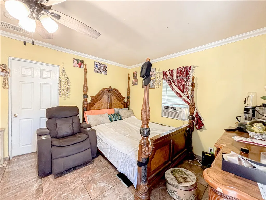 10416 Cantara, Sun Valley, California 91352 home-pic-25