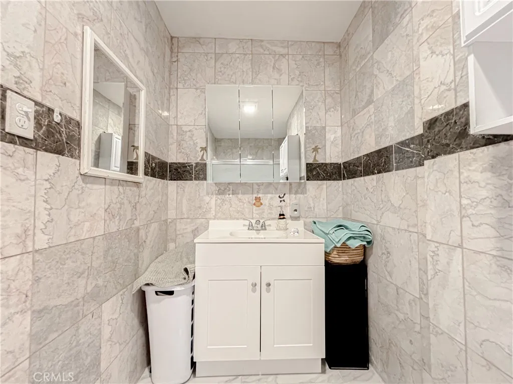 10416 Cantara, Sun Valley, California 91352 home-pic-17