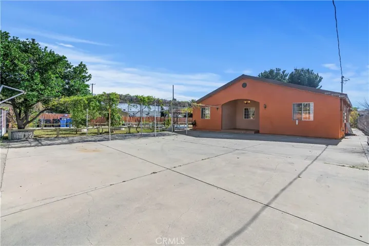 10416 Cantara, Sun Valley, California 91352