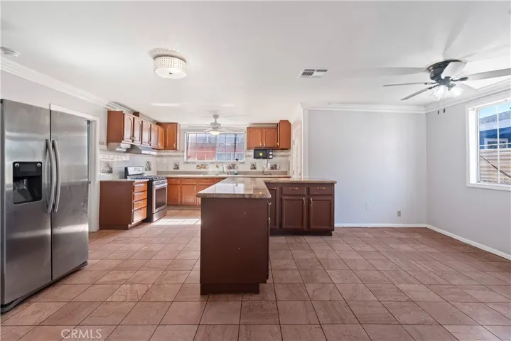 10416 Cantara, Sun Valley, California 91352