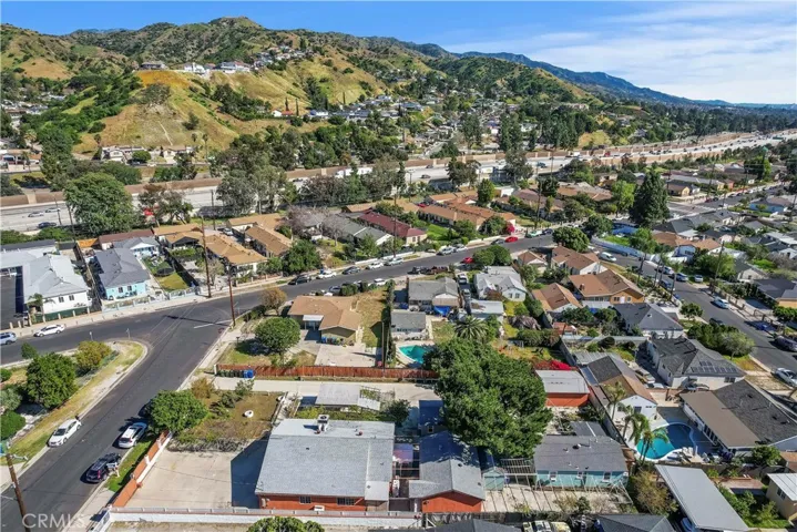 10416 Cantara, Sun Valley, California 91352