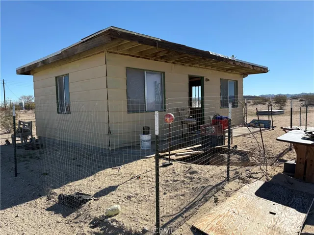 FRONT NW CORNER