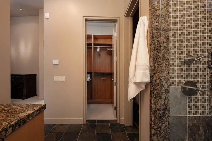 rockcrest-60