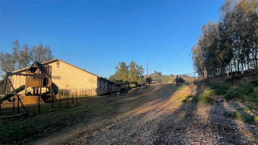 30053 Spearhead Trail, Valley Center, California 92082