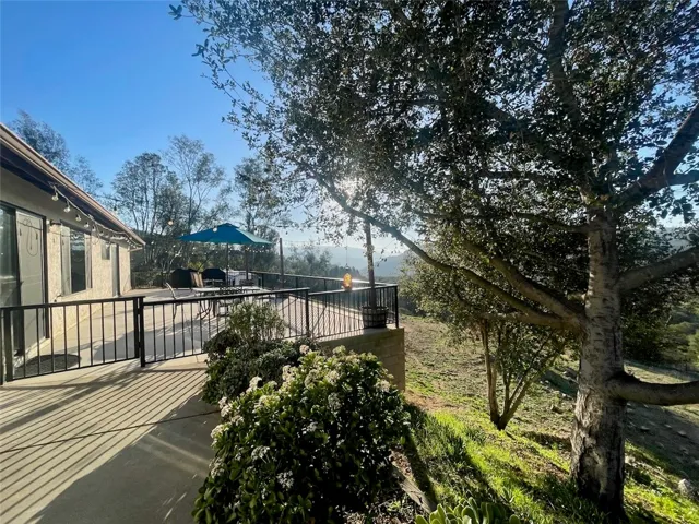 Relax, dine, or gather while taking in open canyon and hillside views.