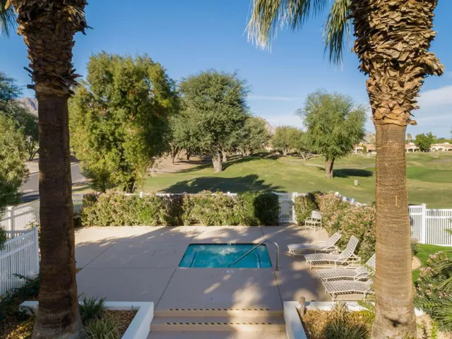 55053+Southern+Hills+Ave+Thousand+Palms-