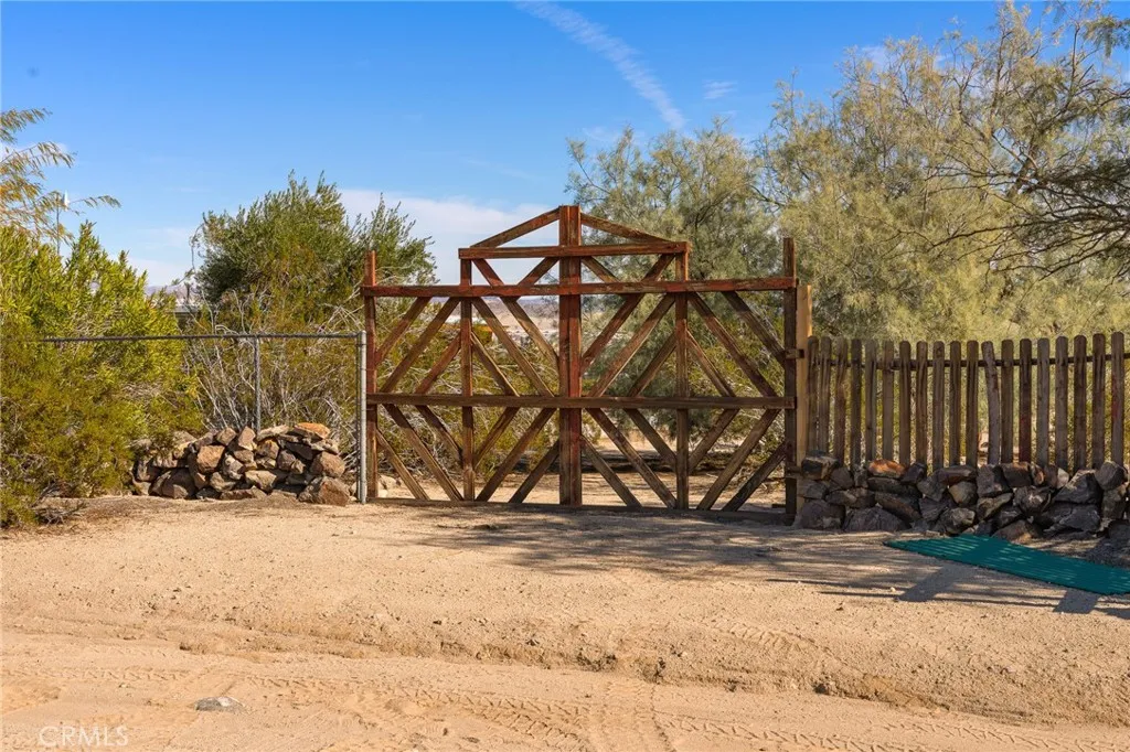 2653 Meldora, 29 Palms, California 92277 home-pic-70