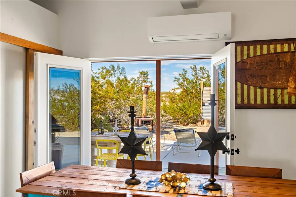 2653 Meldora, 29 Palms, California 92277 home-pic-17