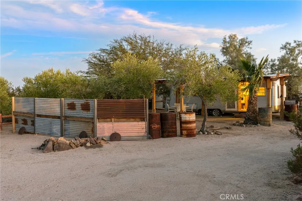 2653 Meldora, 29 Palms, California 92277 home-pic-54