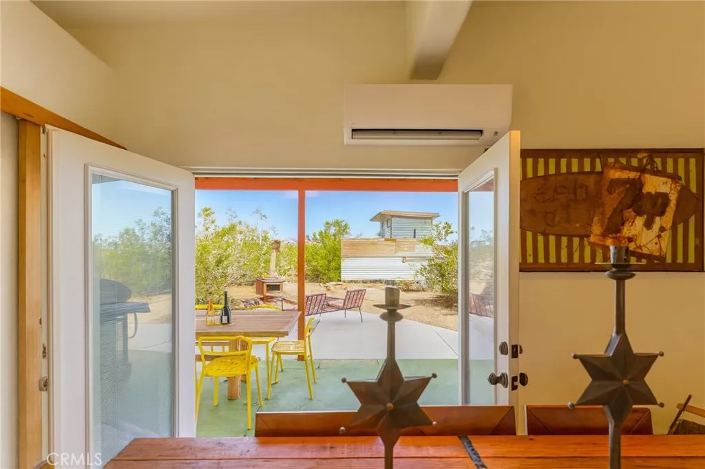 2653 Meldora, 29 Palms, California 92277 home-pic-9