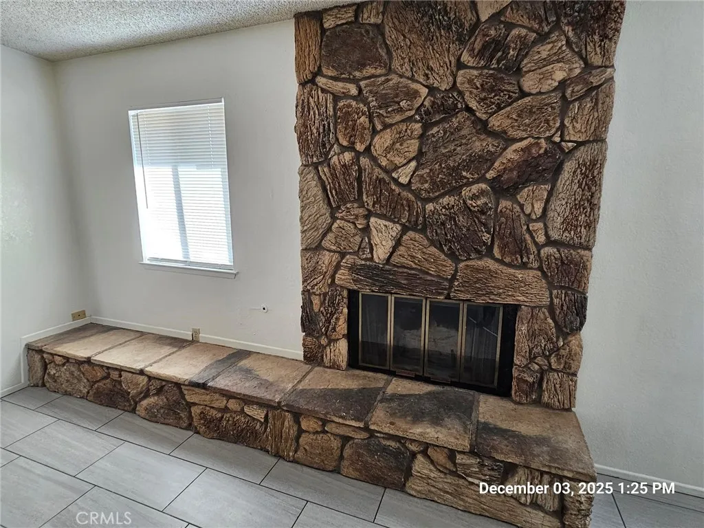 18891 Rocksprings Road, Hesperia, California 92345 home-pic-8