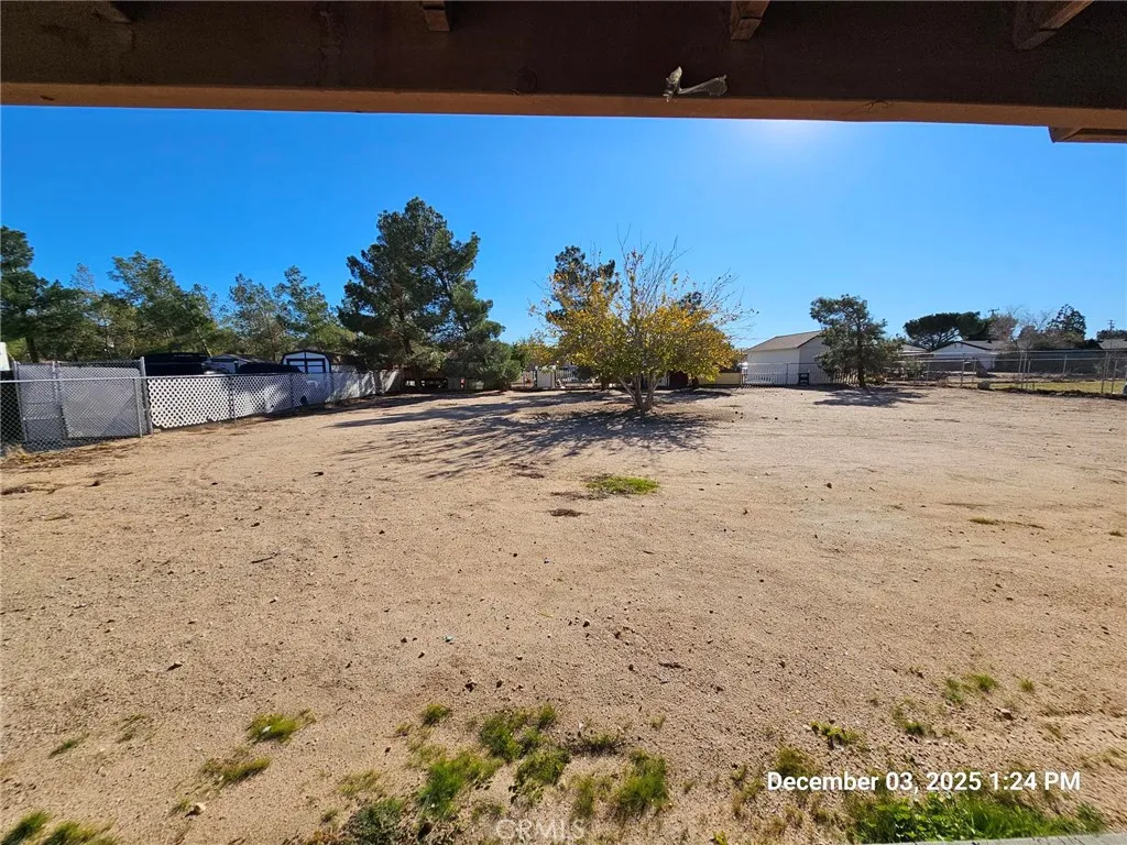 18891 Rocksprings Road, Hesperia, California 92345 home-pic-5