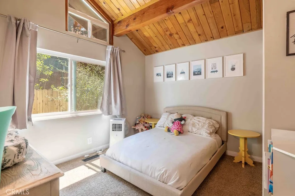 945 Tinker Bell Avenue, Big Bear City, California 92314 home-pic-21