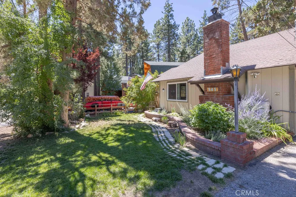 945 Tinker Bell Avenue, Big Bear City, California 92314 home-pic-41