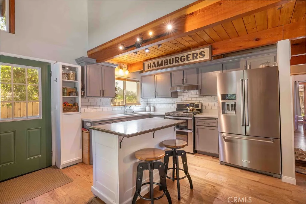 945 Tinker Bell Avenue, Big Bear City, California 92314 home-pic-0