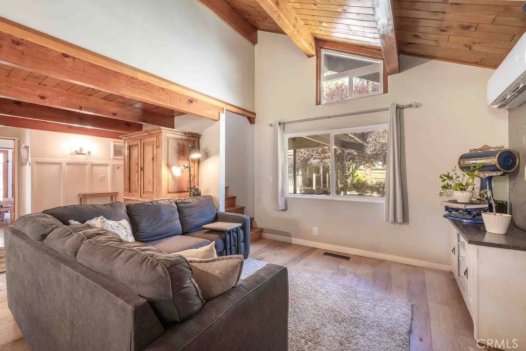 945 Tinker Bell Avenue, Big Bear City, California 92314 home-pic-8