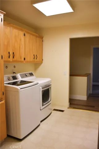 Laundry to stairway and bonus room