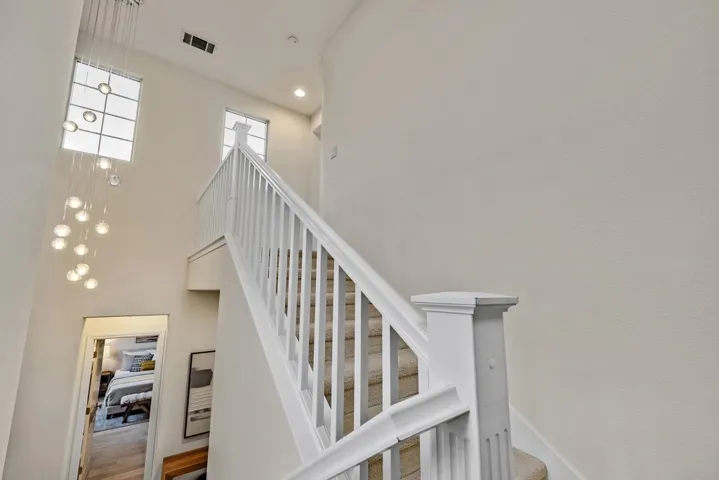 2428 Teal Ln, Alameda, California 94501