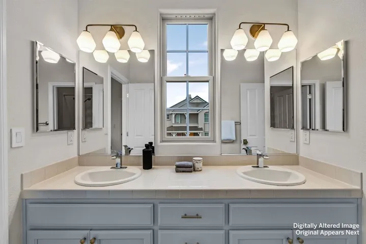 2428 Teal Ln, Alameda, California 94501