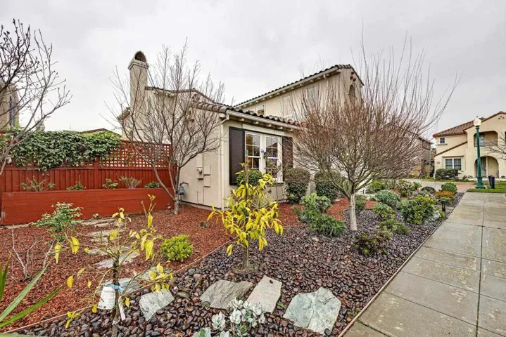 2428 Teal Ln, Alameda, California 94501