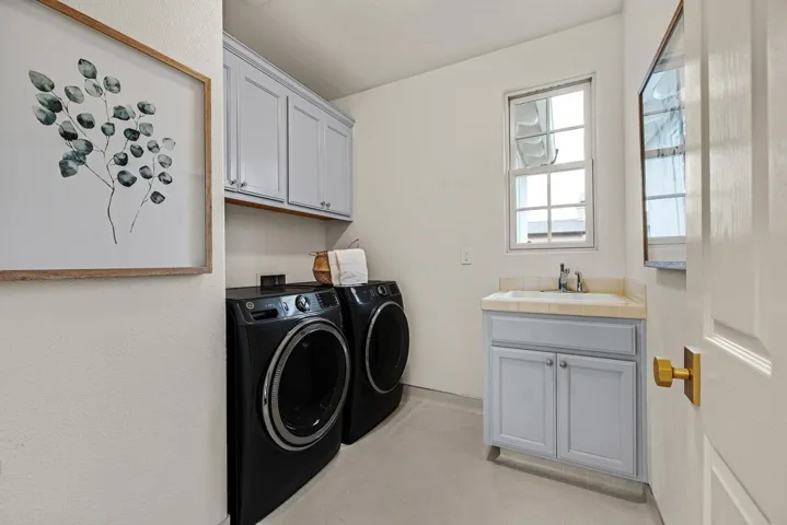 2428 Teal Ln, Alameda, California 94501