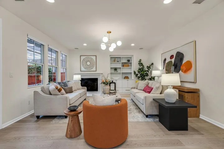 2428 Teal Ln, Alameda, California 94501