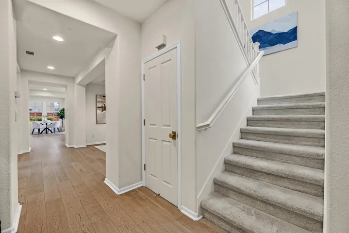 2428 Teal Ln, Alameda, California 94501