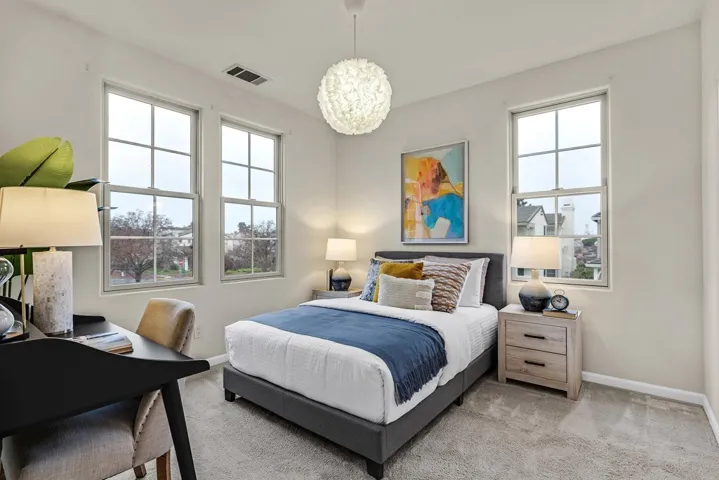 2428 Teal Ln, Alameda, California 94501