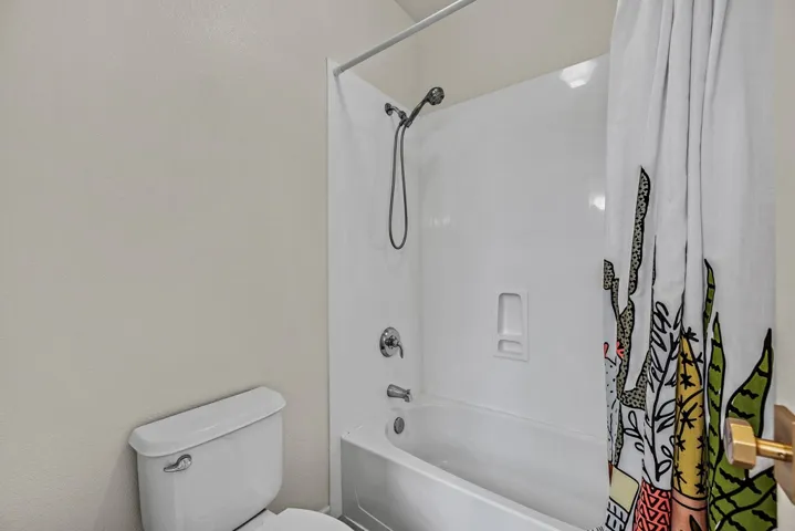 2428 Teal Ln, Alameda, California 94501