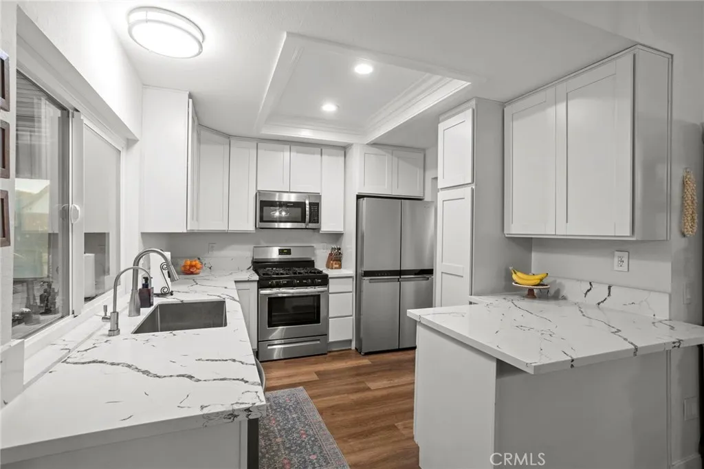 11262 Cullen Court, Riverside, California 92505 home-pic-9