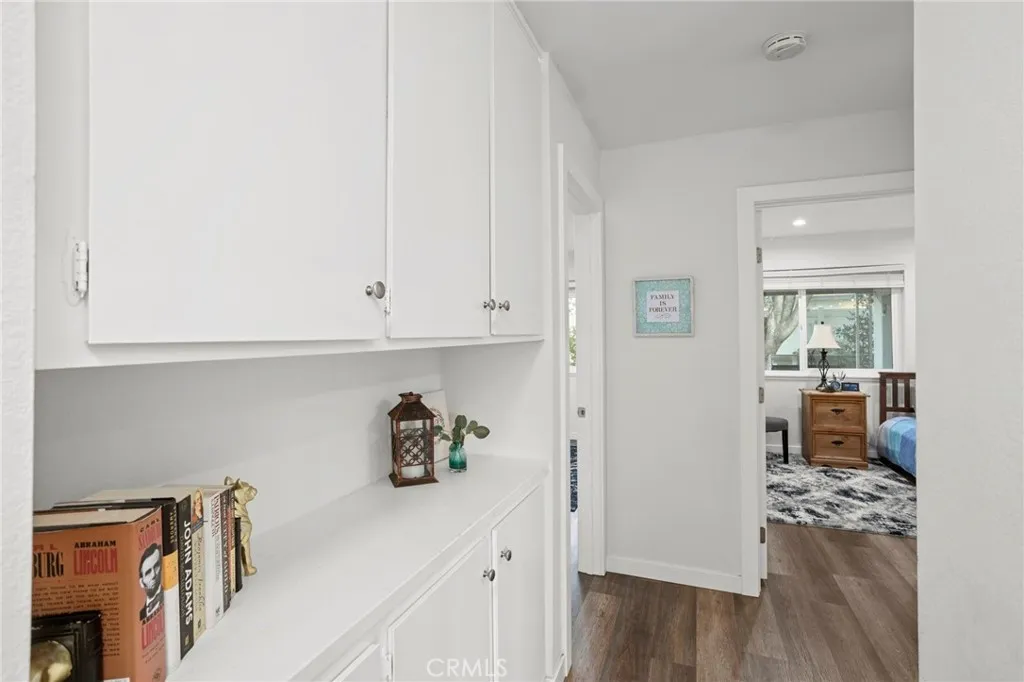 11262 Cullen Court, Riverside, California 92505 home-pic-15