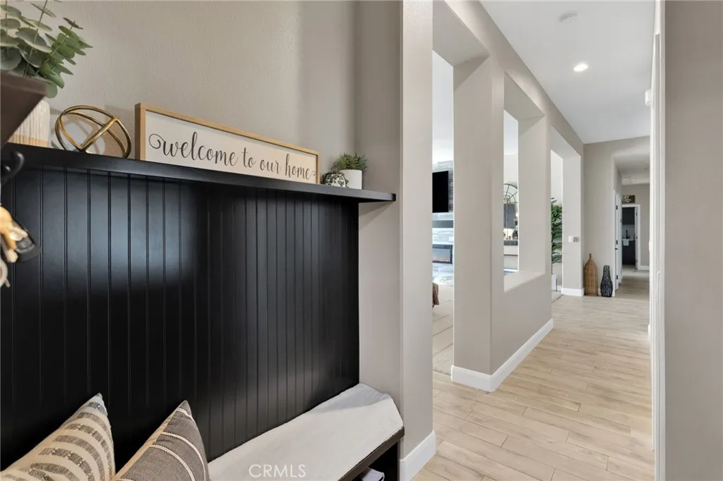 9817 Silver Palm, Oak Hills, California 92344 home-pic-43